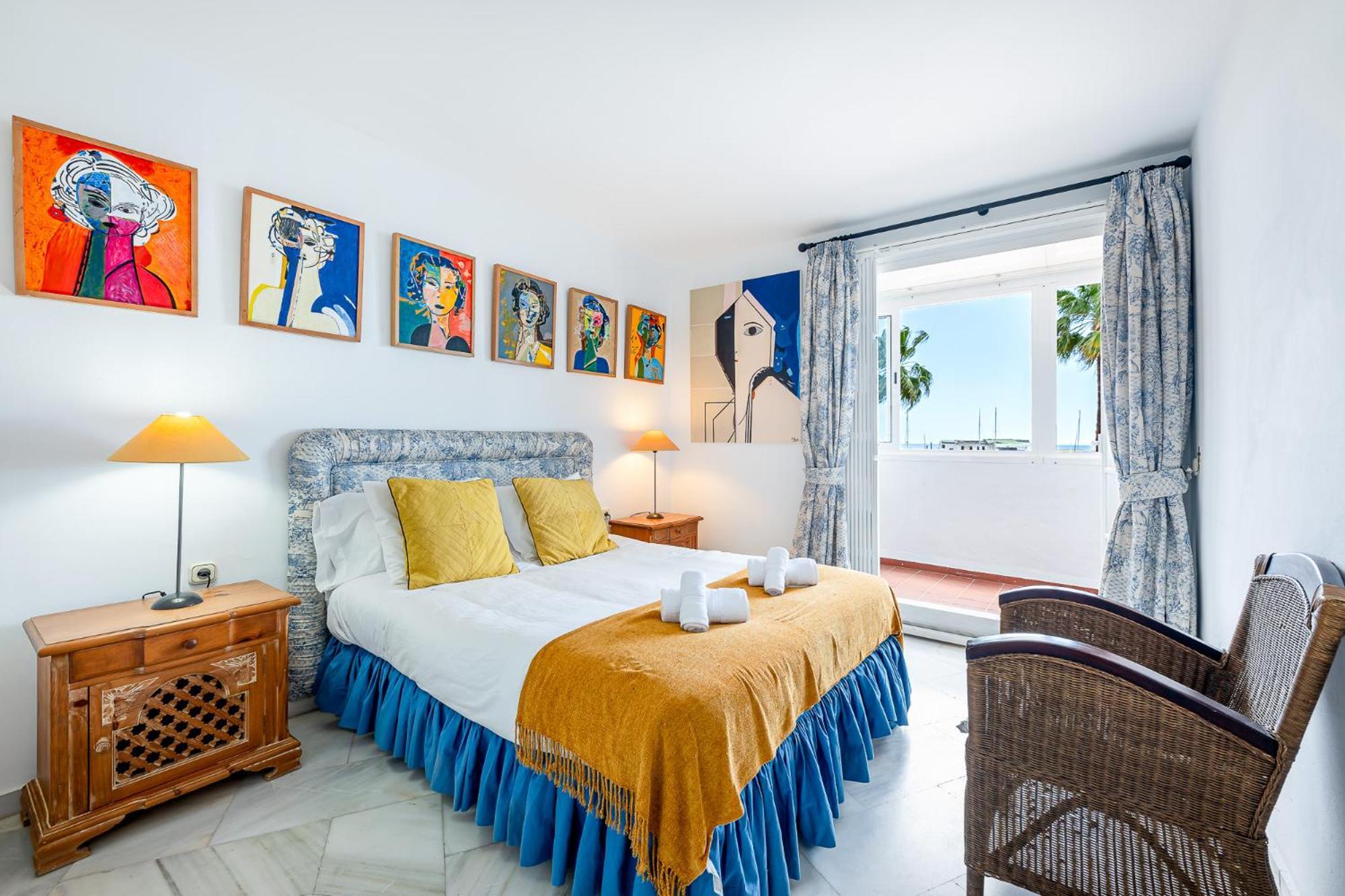 Holiday Rental Apartment Located In Puerto Marina With Sea Views, First Line Of Beach. Benalmadena Exterior photo
