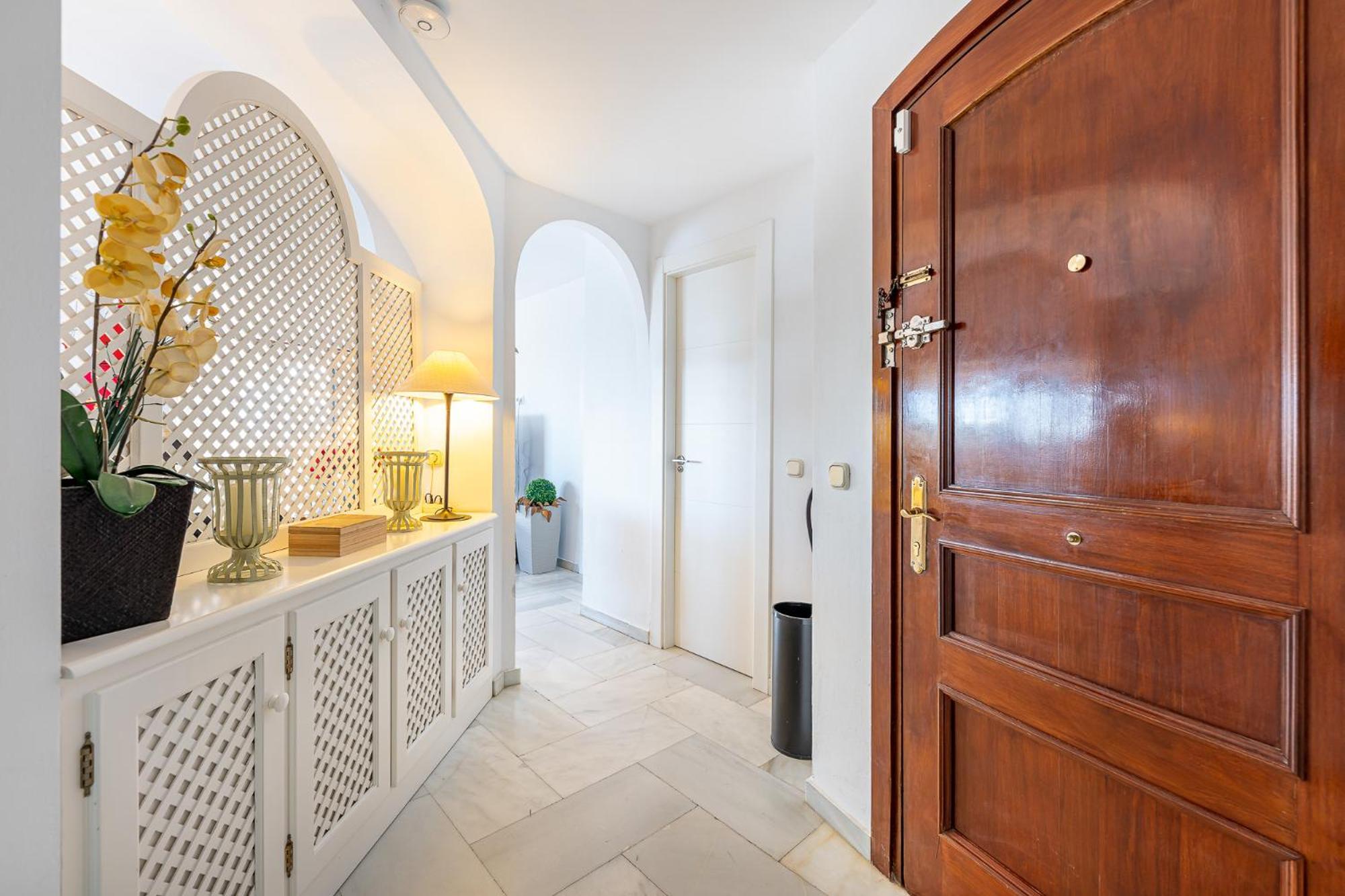 Holiday Rental Apartment Located In Puerto Marina With Sea Views, First Line Of Beach. Benalmadena Exterior photo